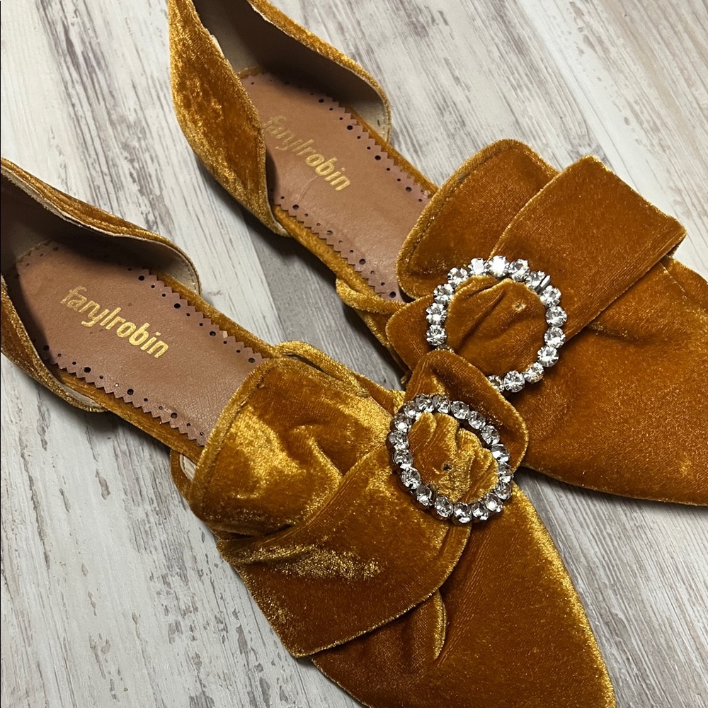 Farylrobin ANTHROPOLOGIE Women's Velvet Flats with Crystal Buckle in Gold